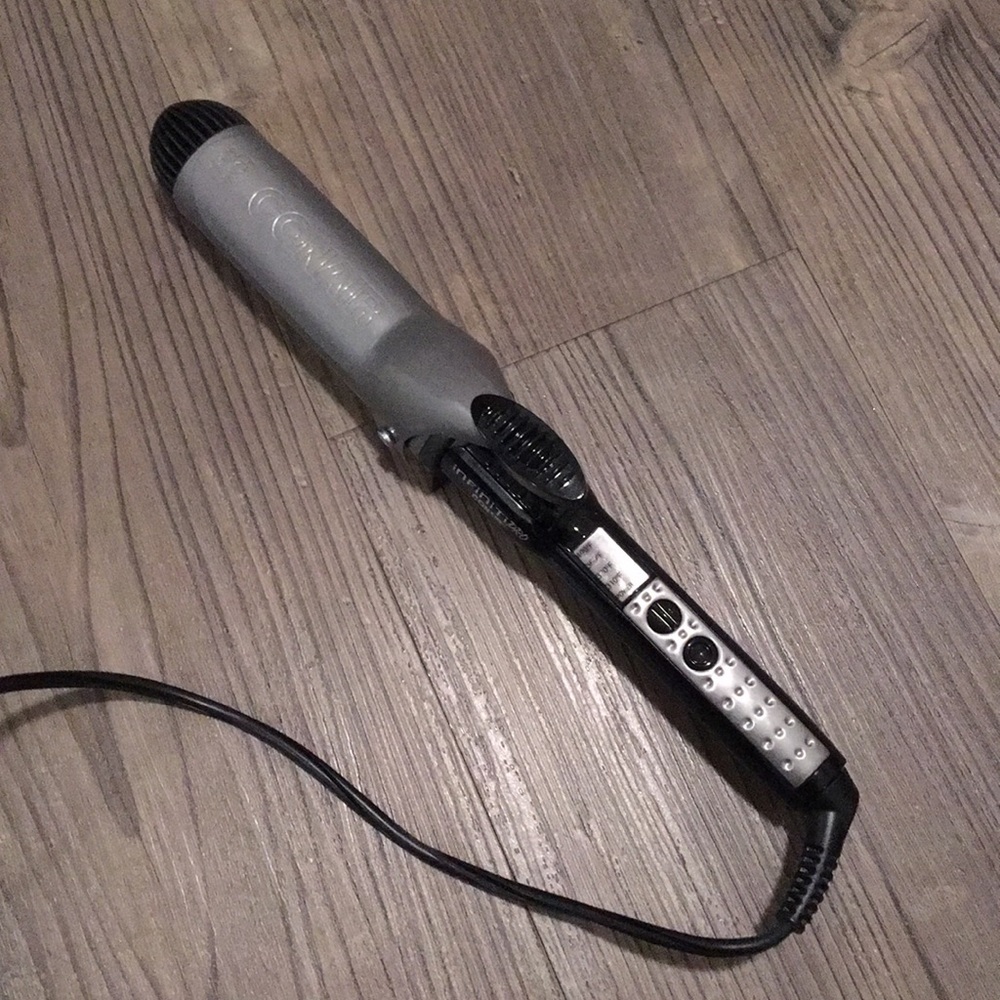 Conair infinitipro curling iron